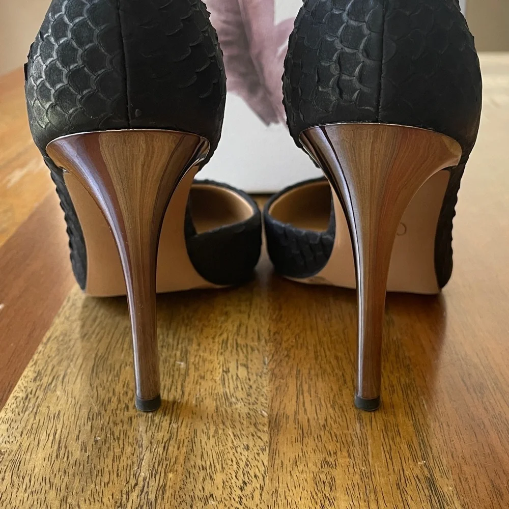 Jessica Simpson size color
